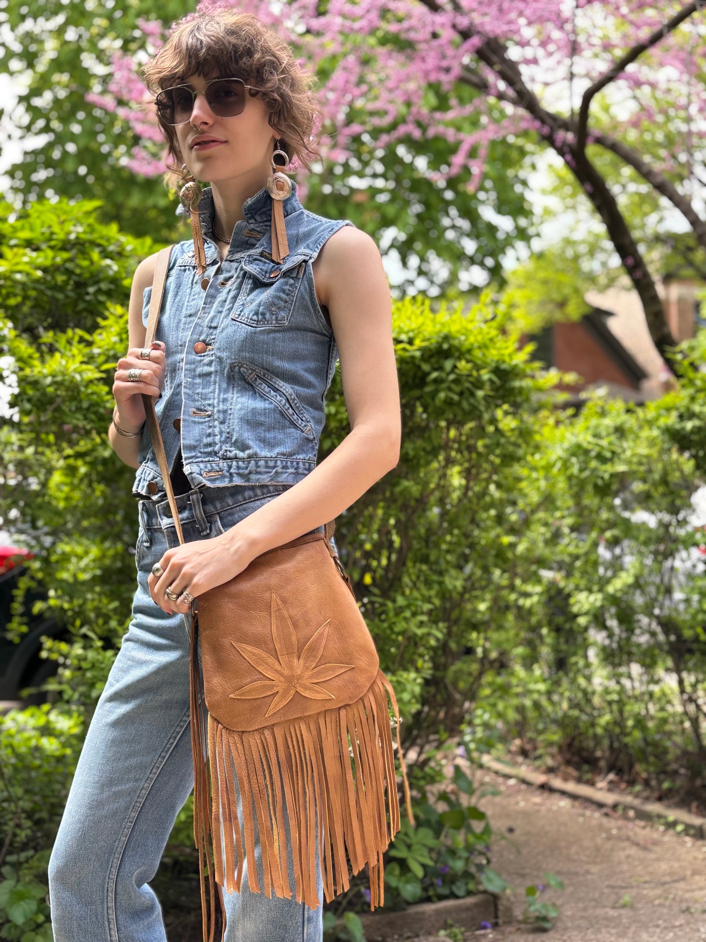Reclaimed Leather Pot Leaf Bag