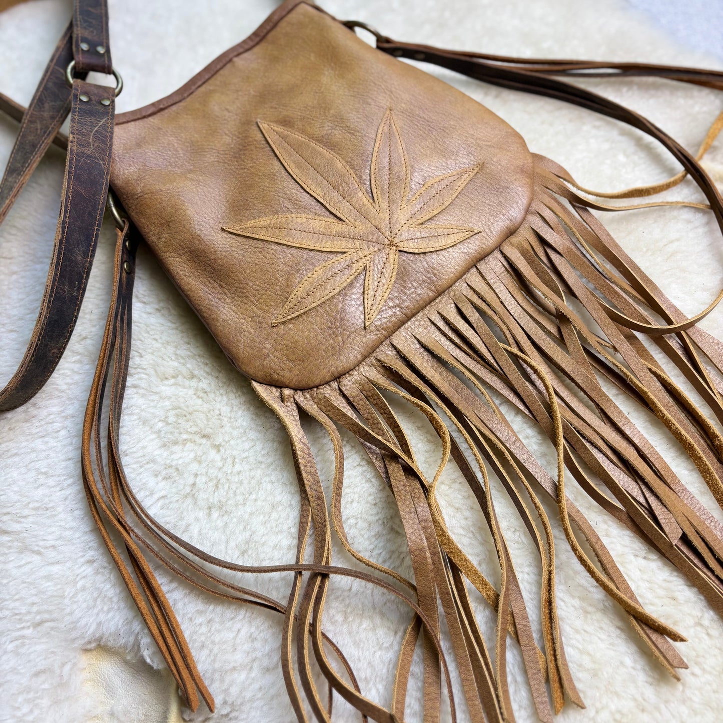 Reclaimed Leather Pot Leaf Bag