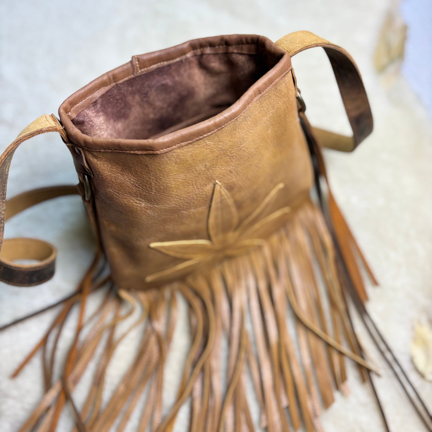 Reclaimed Leather Pot Leaf Bag