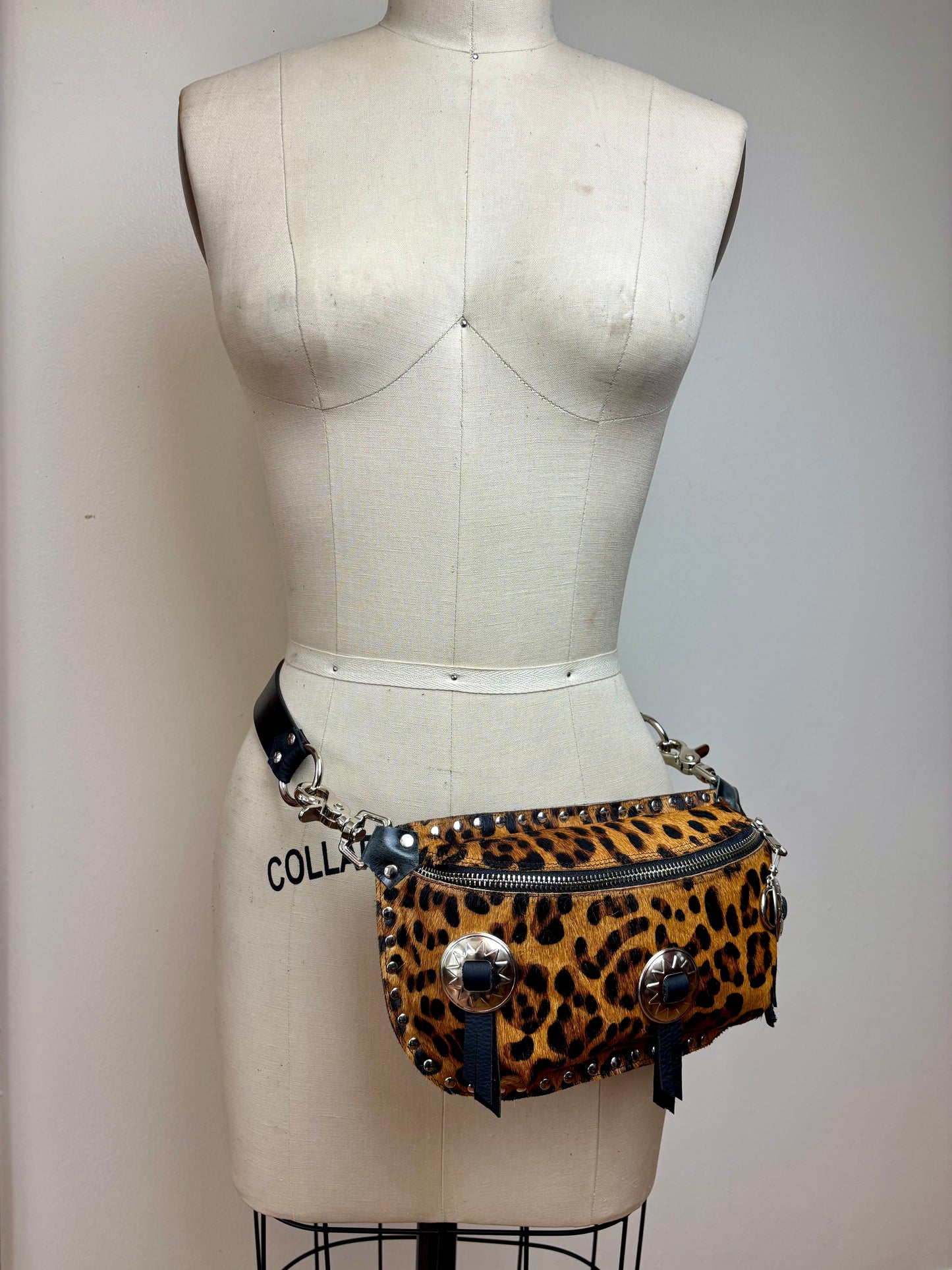 Leopard Convertible Concho Pack