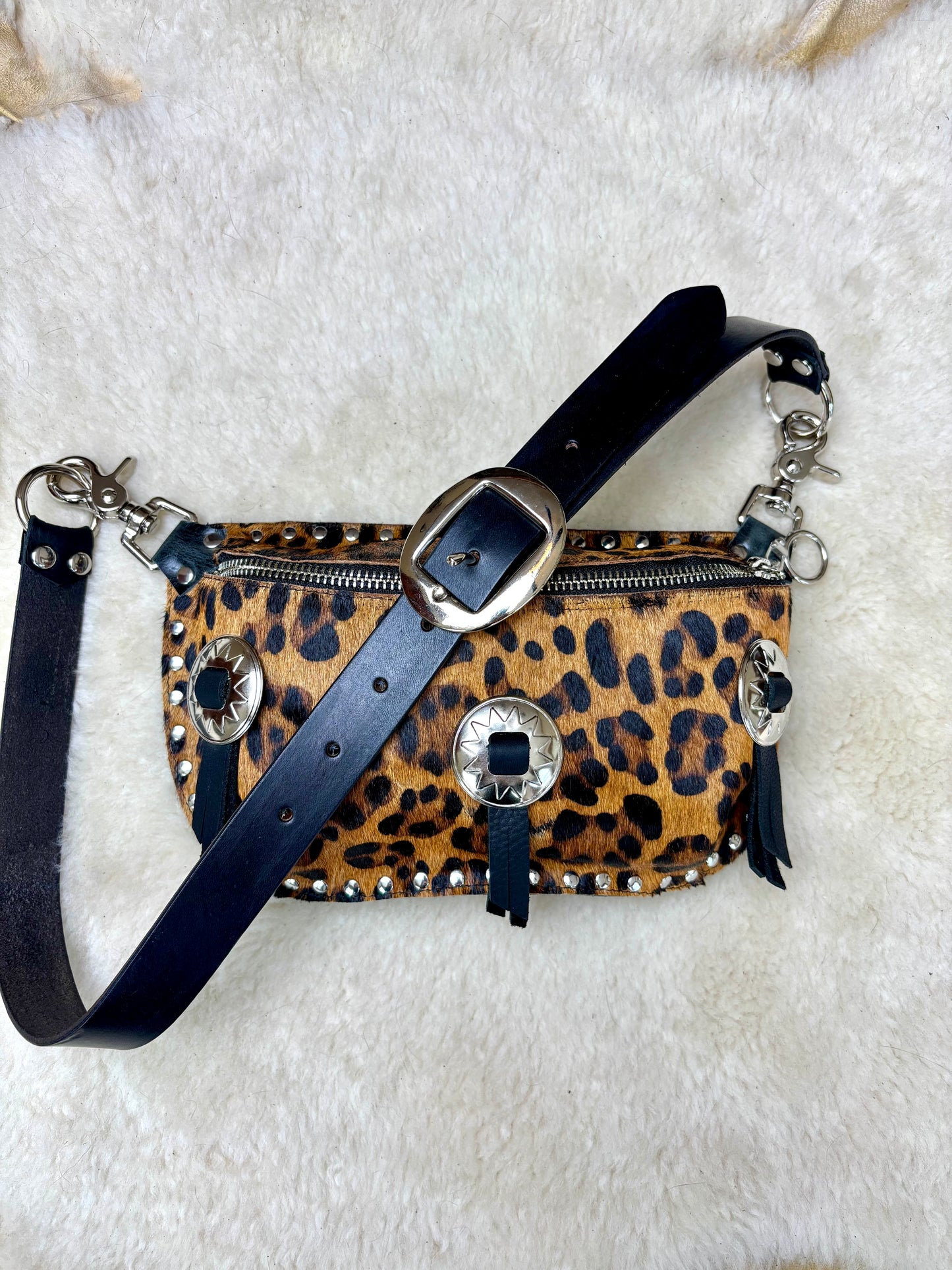 Leopard Convertible Concho Pack