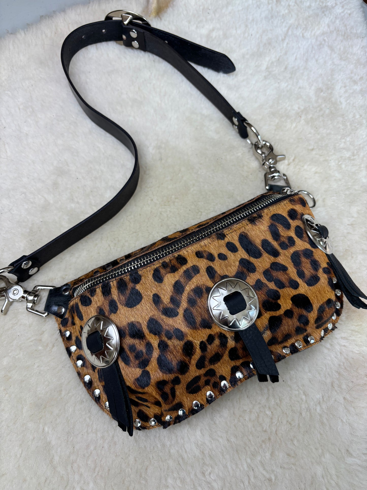 Leopard Convertible Concho Pack