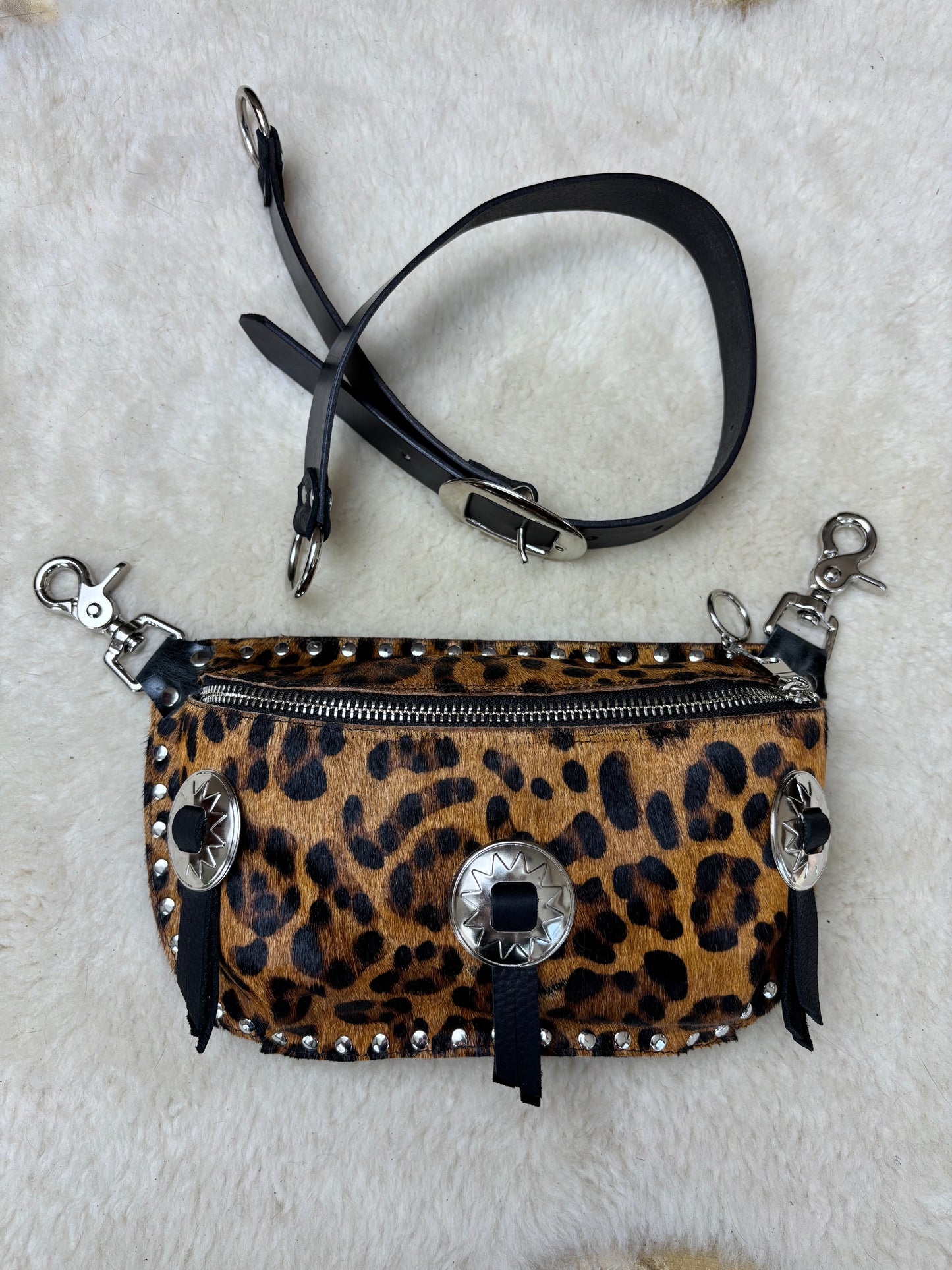 Leopard Convertible Concho Pack