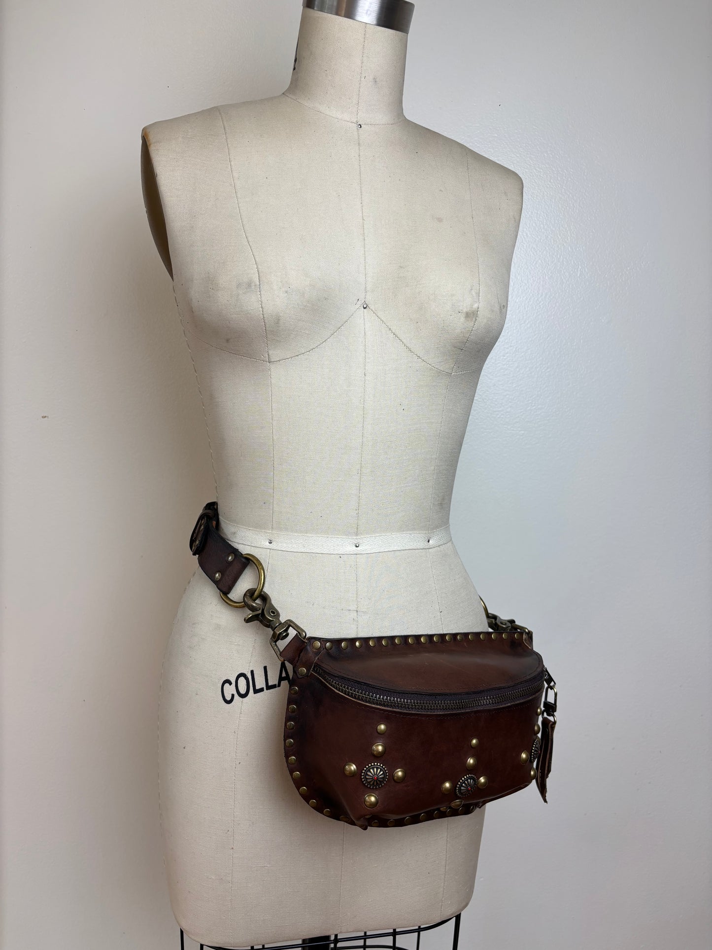 Brown Leather Classic Fanny Pack