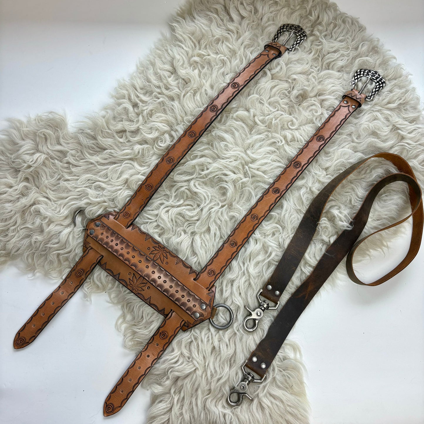 Tan Leather Blanket Straps