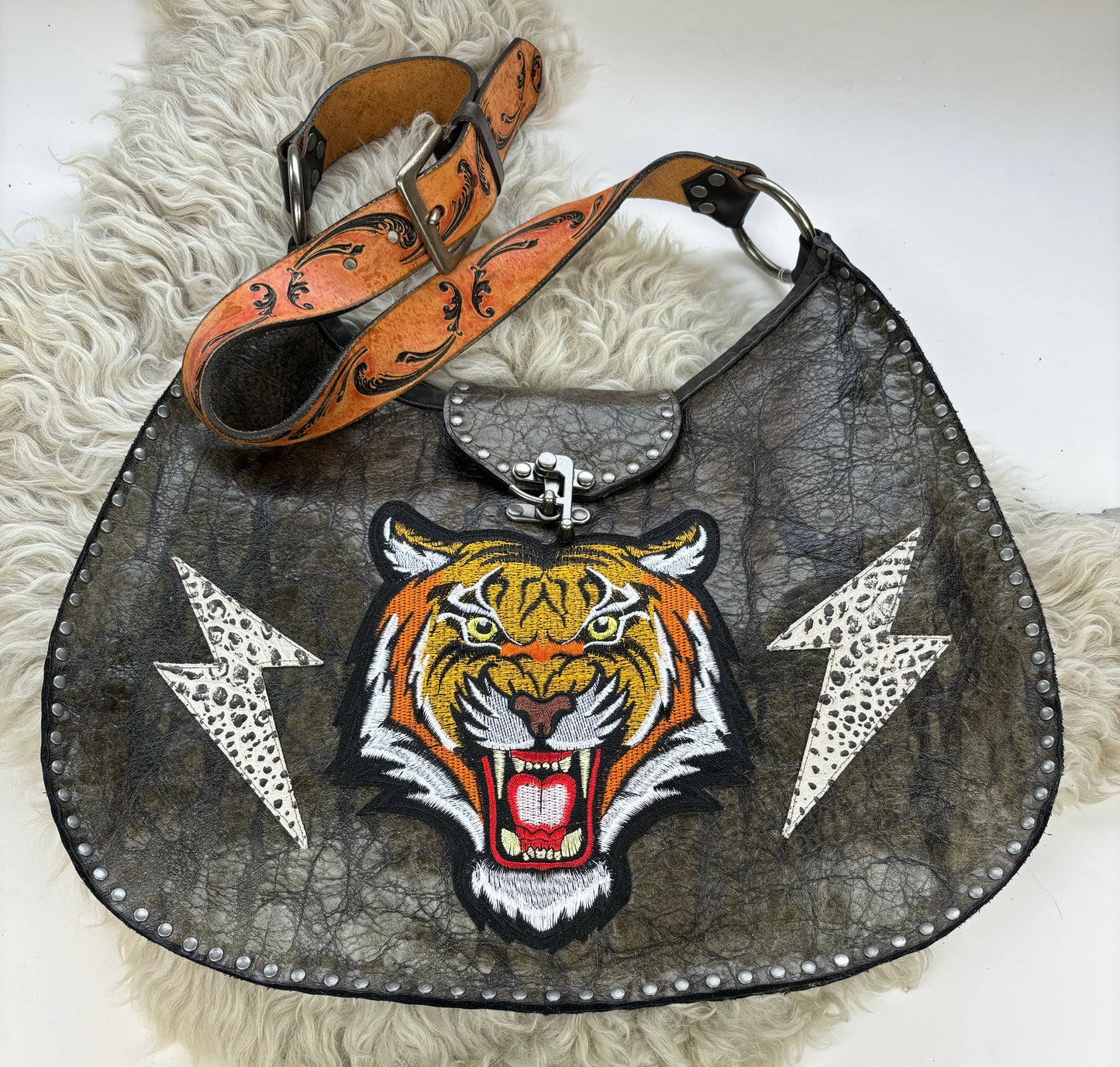 Olive Tree Bark Tiger Head Oversized Bag