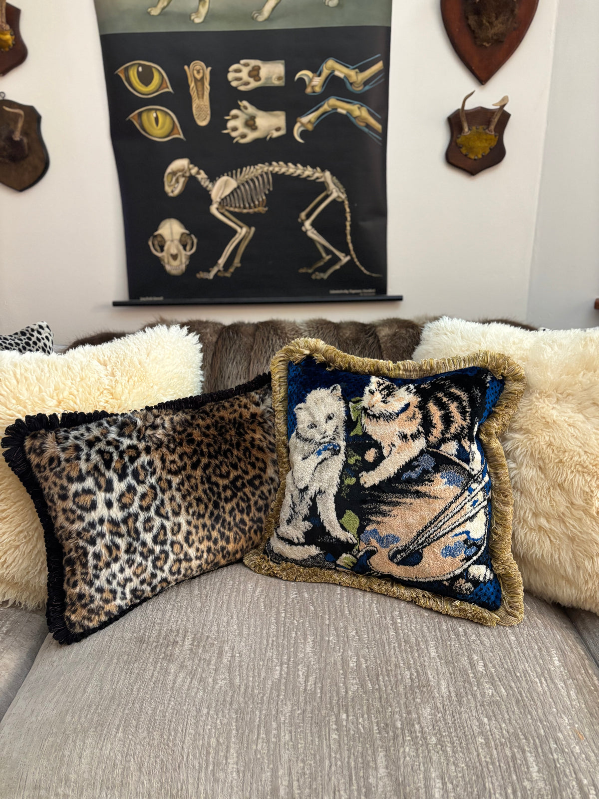Art Cats Vintage Velvet Pillow