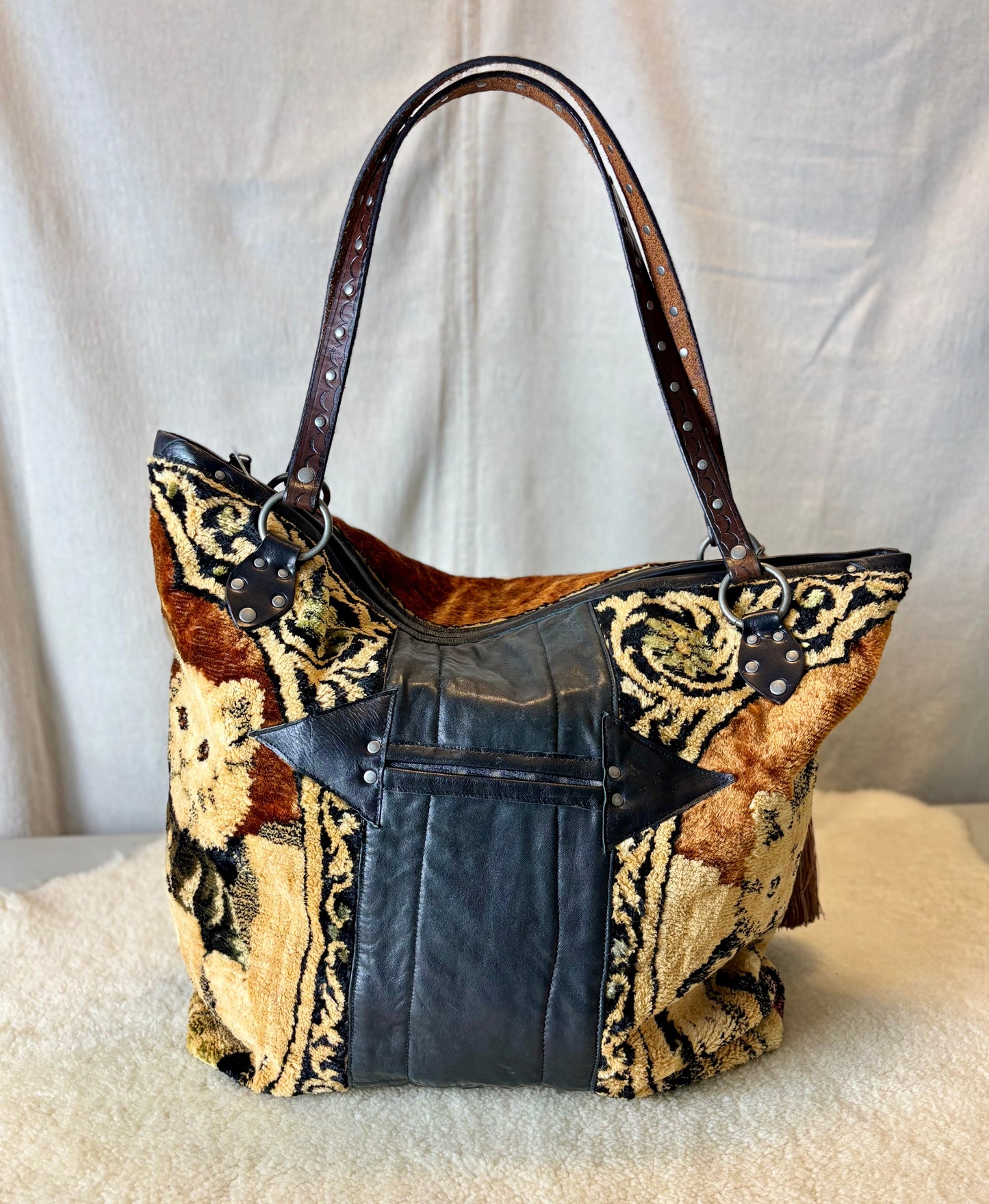 Vintage Velvet Kitty Bag