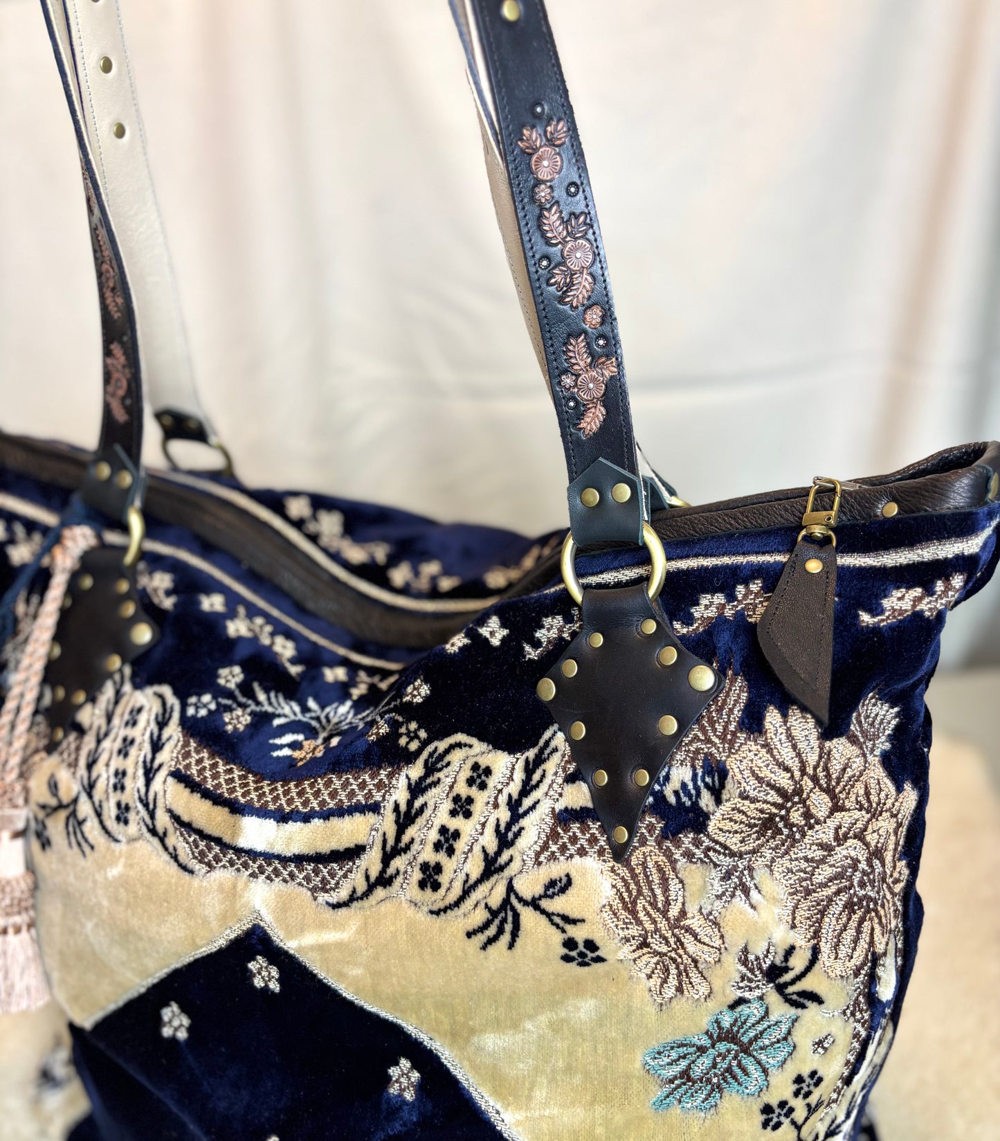 Navy Floral Velvet Prayer Mat Ziptop Bag