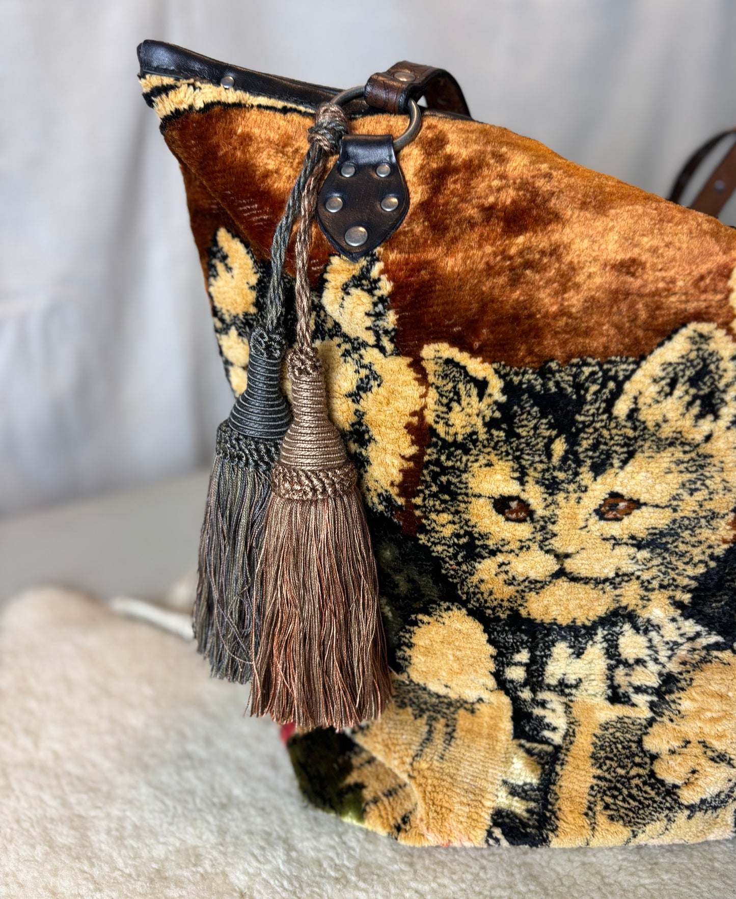 Vintage Velvet Kitty Bag