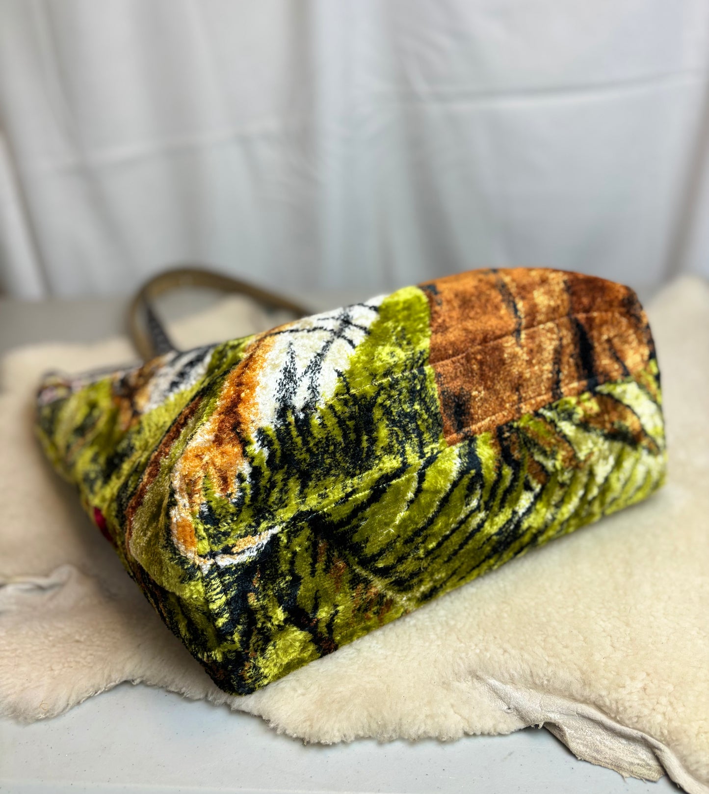 Tiger Velvet Ziptop Bag