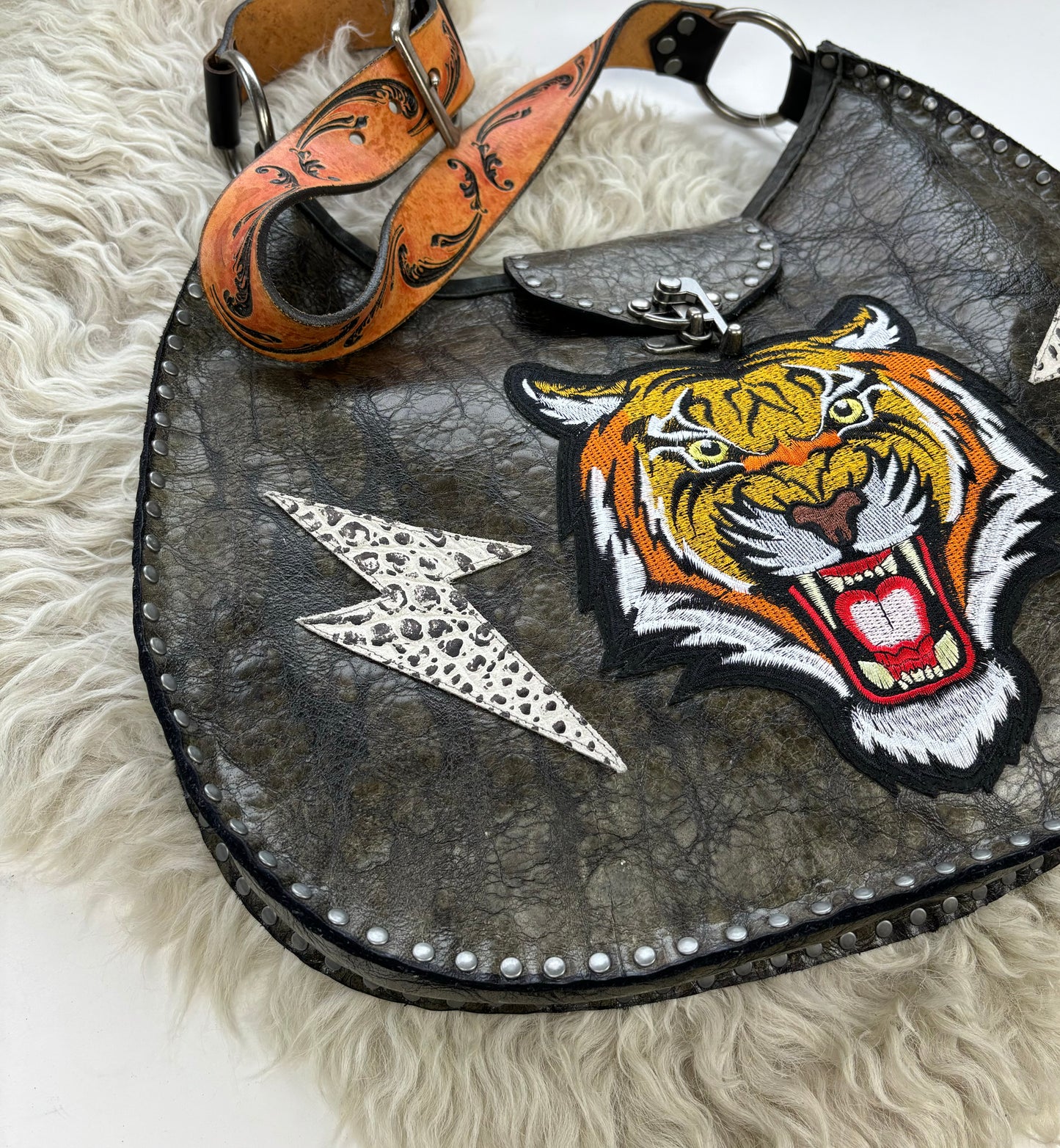 Olive Tree Bark Tiger Head Oversized Bag