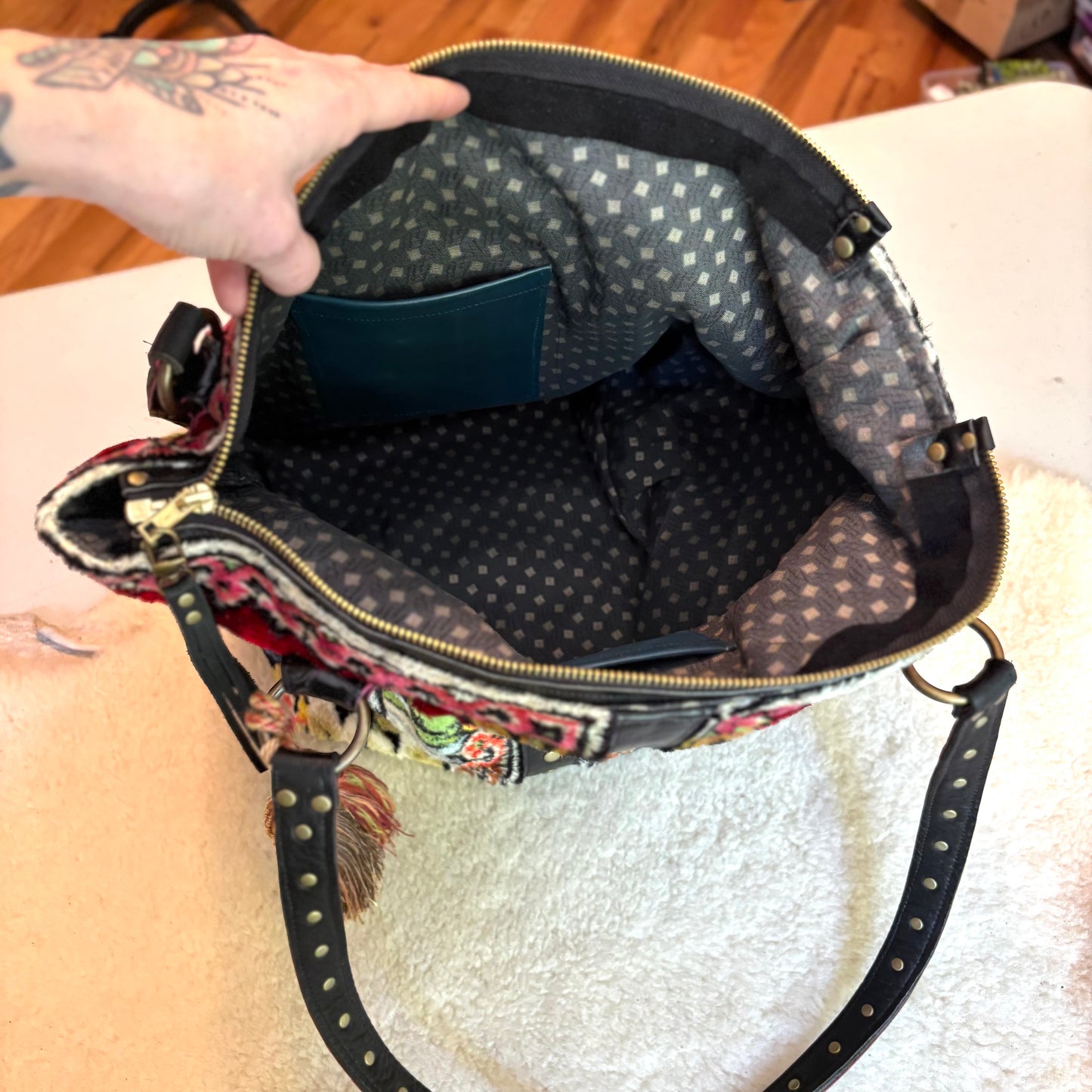 Velvet Tapestry Zip Top Bird Bag