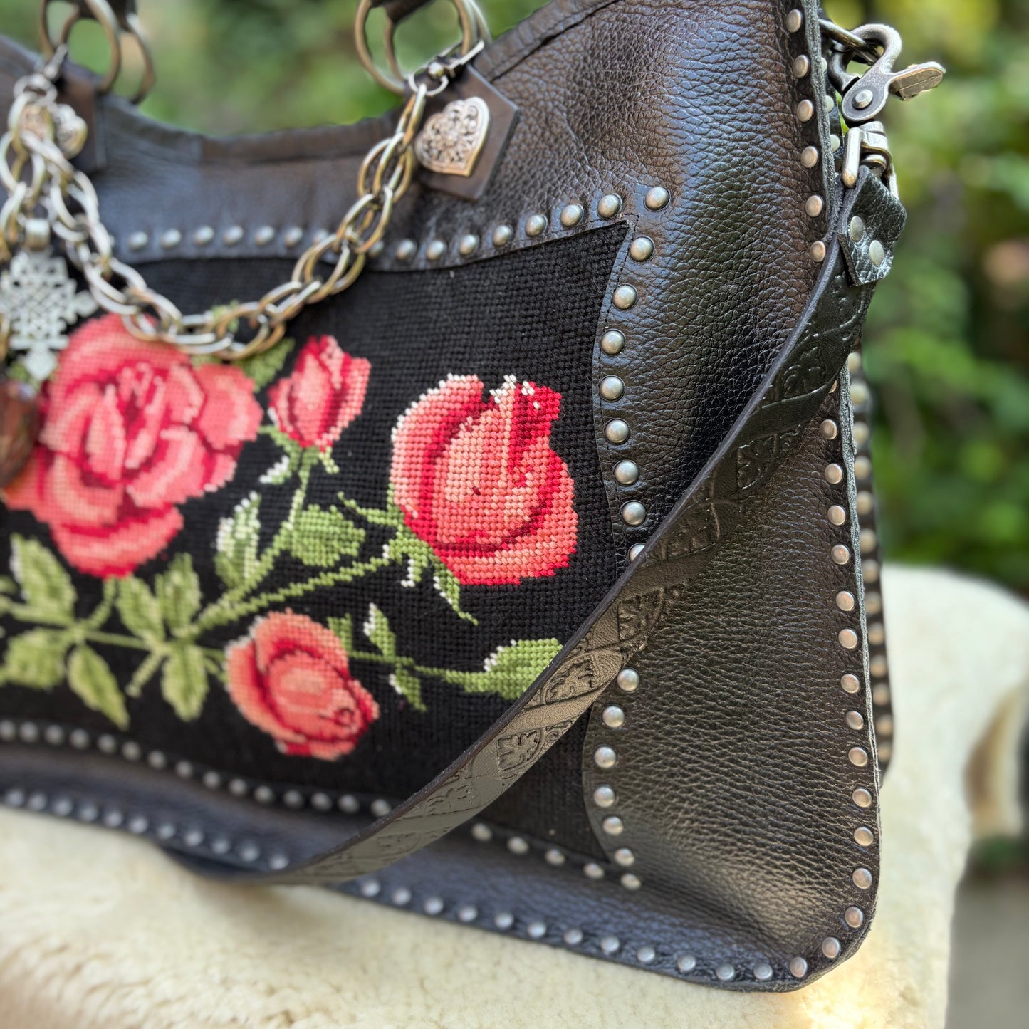 Needlepoint Rose Heirloom Bag in Black
