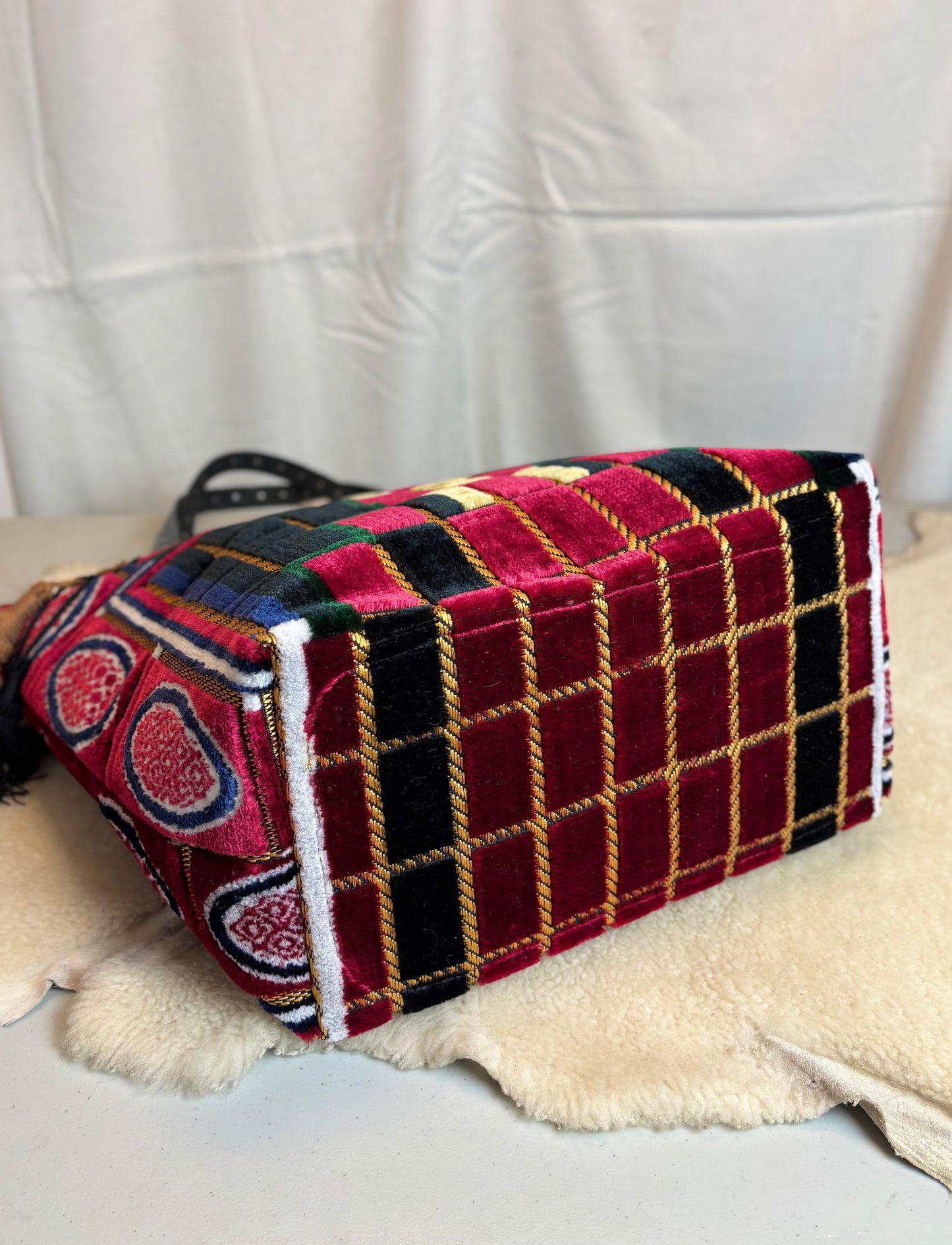 Plush Red Prayer Mat Ziptop Bag
