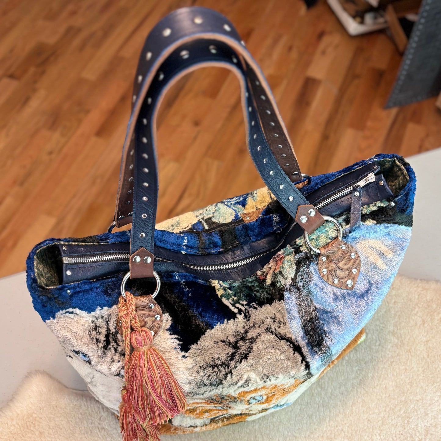 Oversized Vintage Velvet Kitty Bag