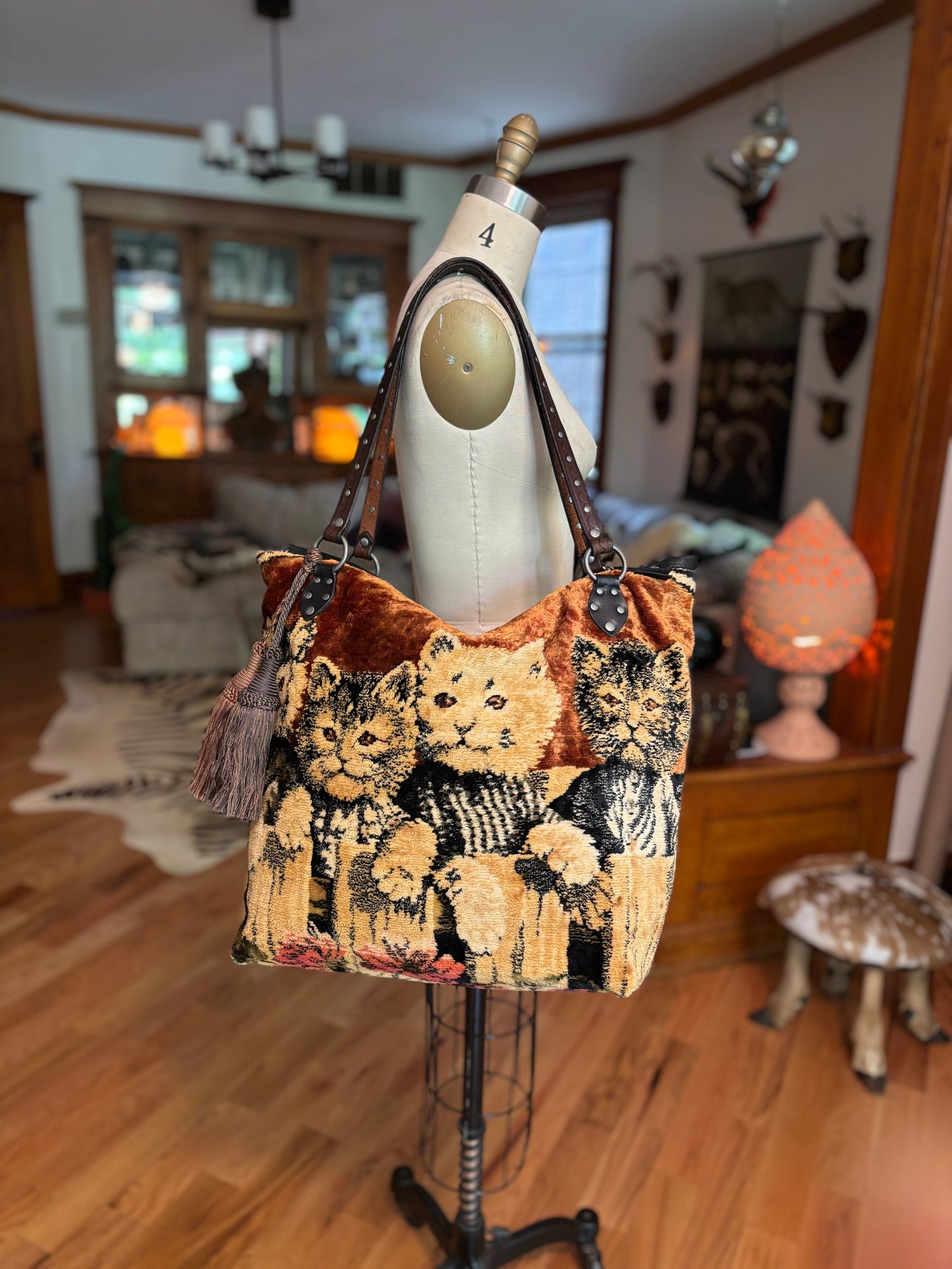 Vintage Velvet Kitty Bag