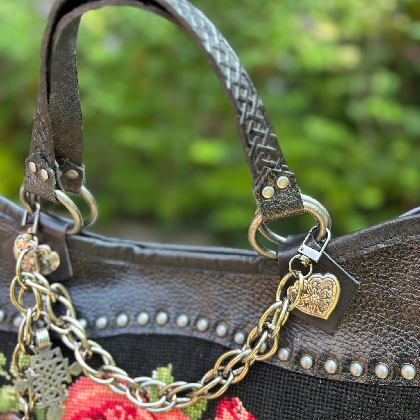 Needlepoint Rose Heirloom Bag in Black