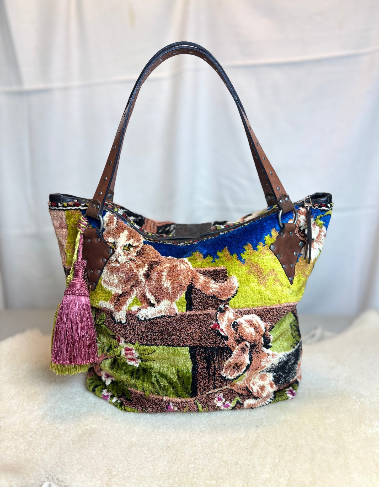 Kitten And Puppy Velvet Ziptop Bag