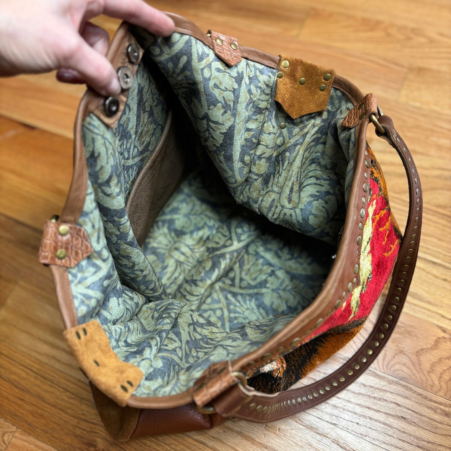 Jungle King Velvet Tapestry Bag