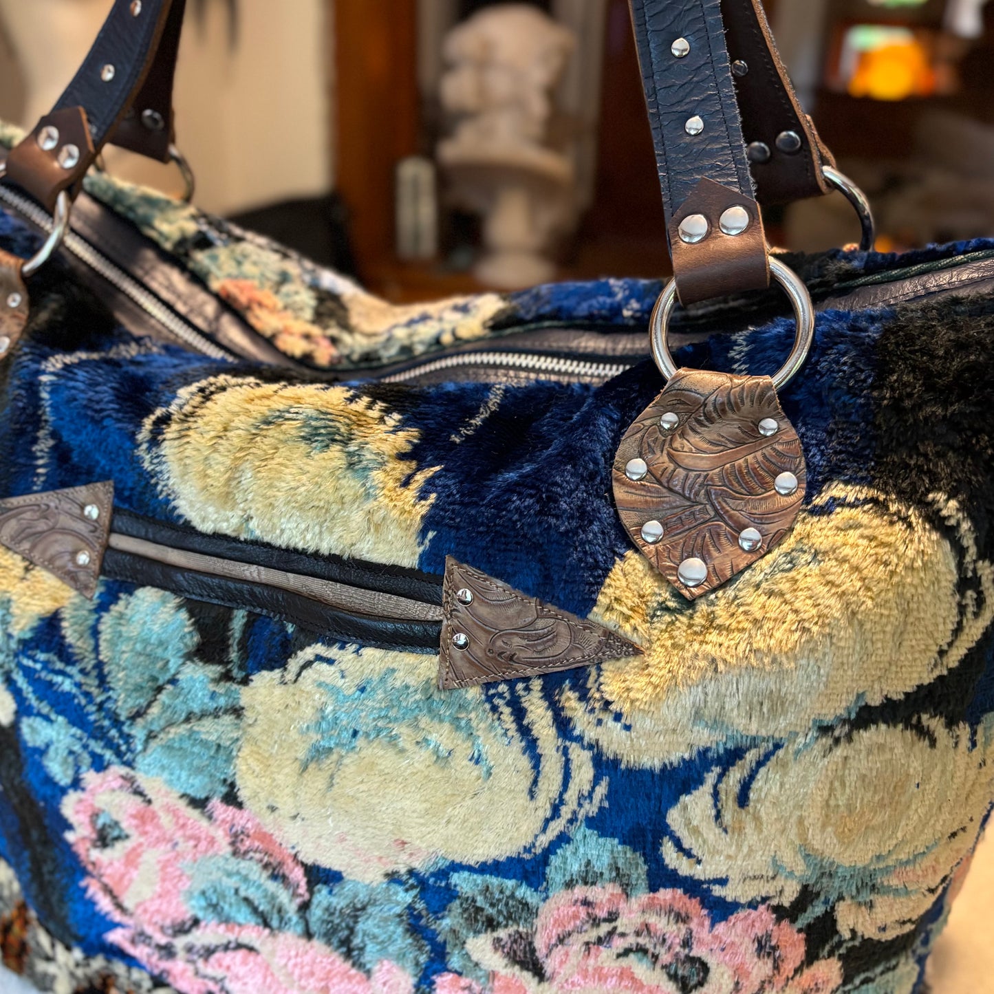 Oversized Vintage Velvet Kitty Bag