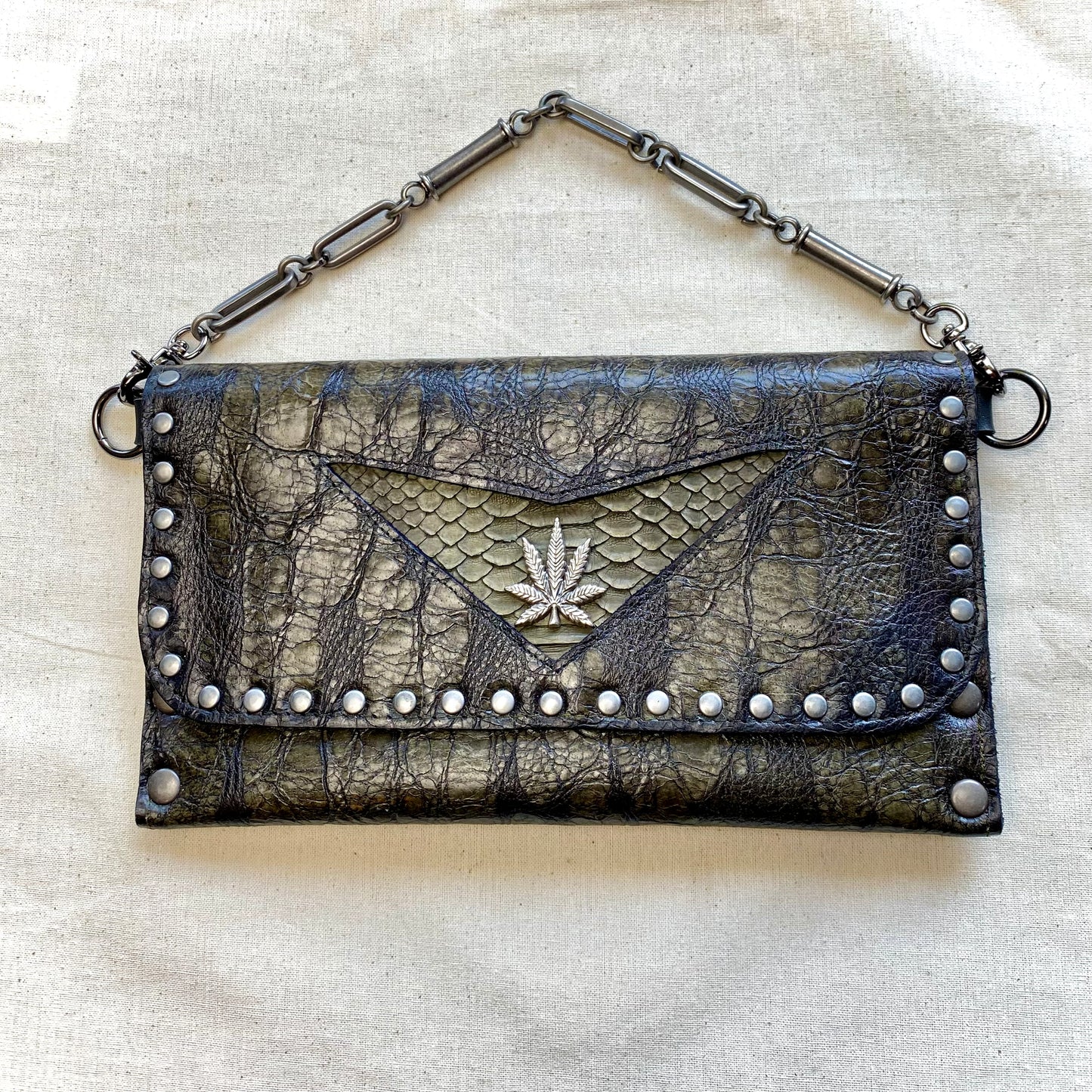 Olive Mossy Texture Weed Leaf Clutch & Cuff