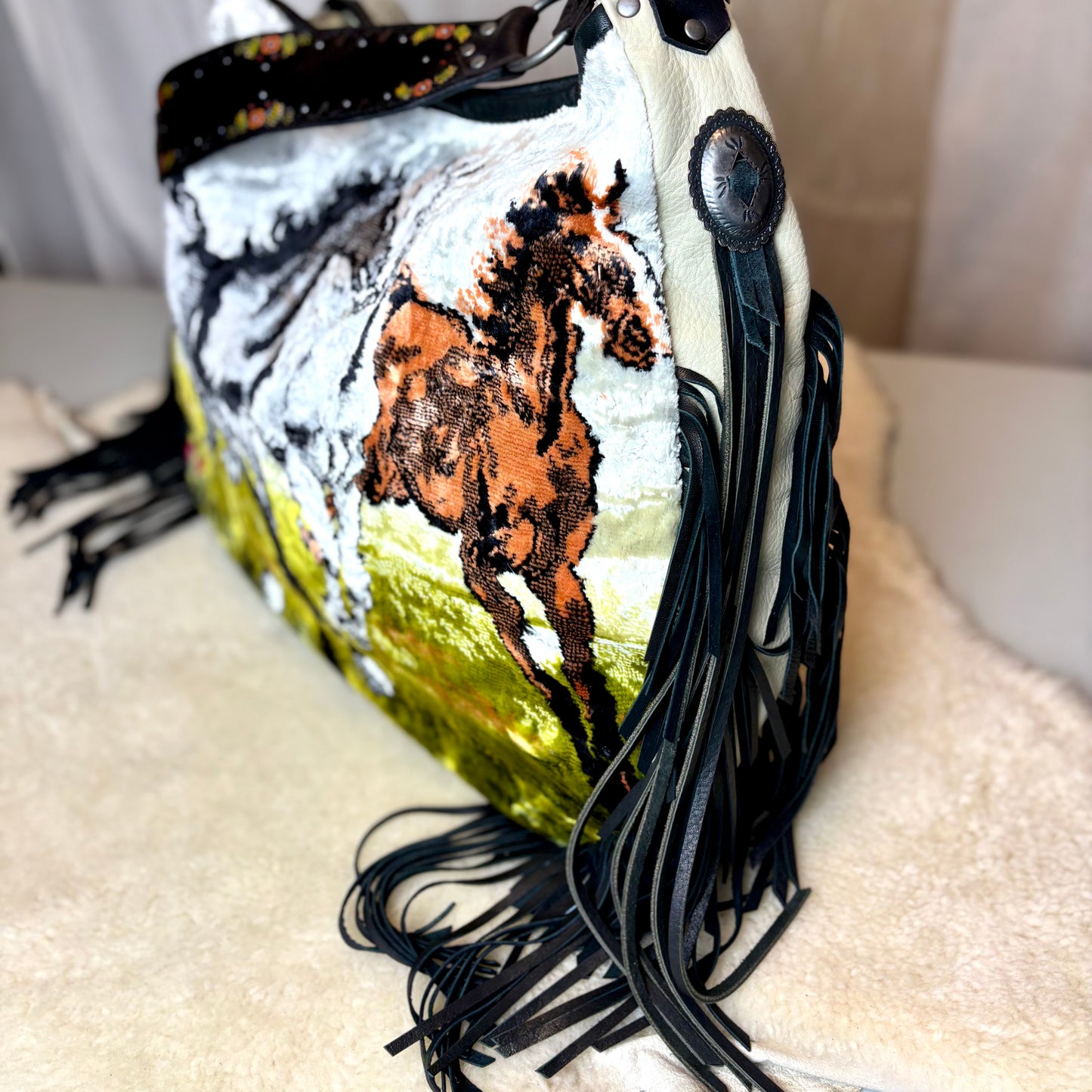 3 Horses Velvet Tapestry Bag