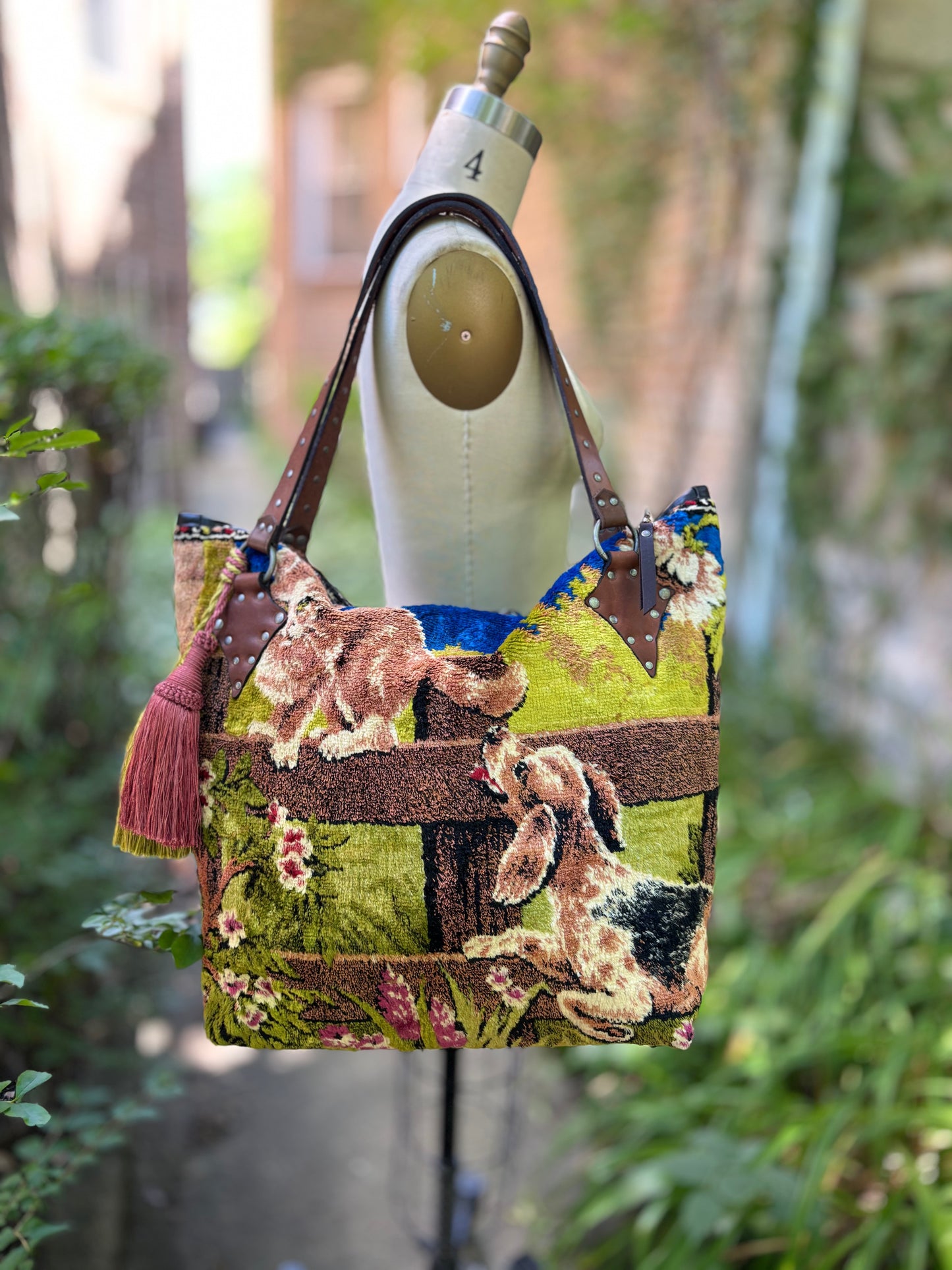 Kitten And Puppy Velvet Ziptop Bag