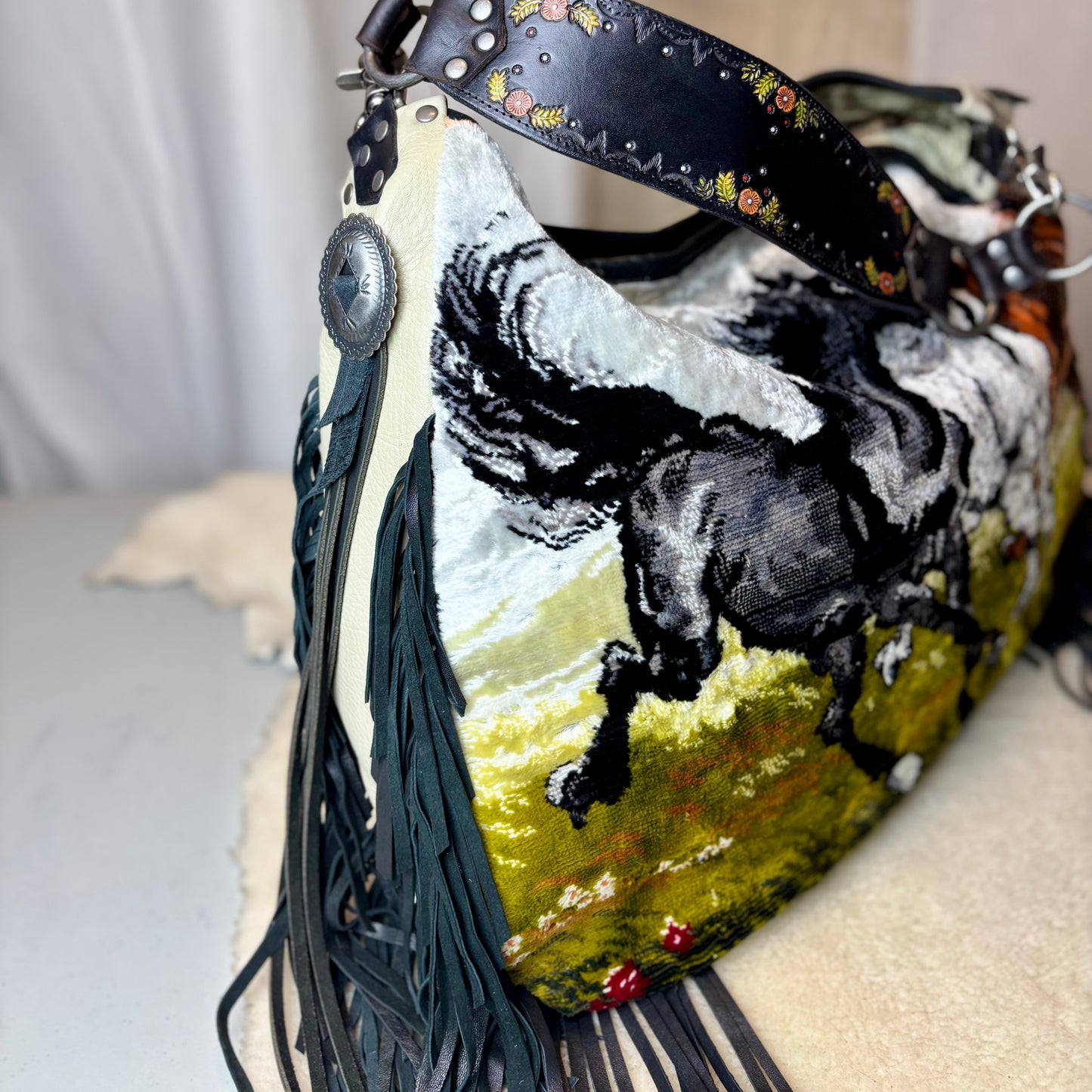 3 Horses Velvet Tapestry Bag