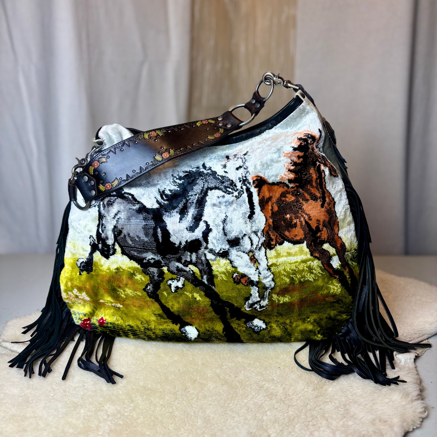 3 Horses Velvet Tapestry Bag
