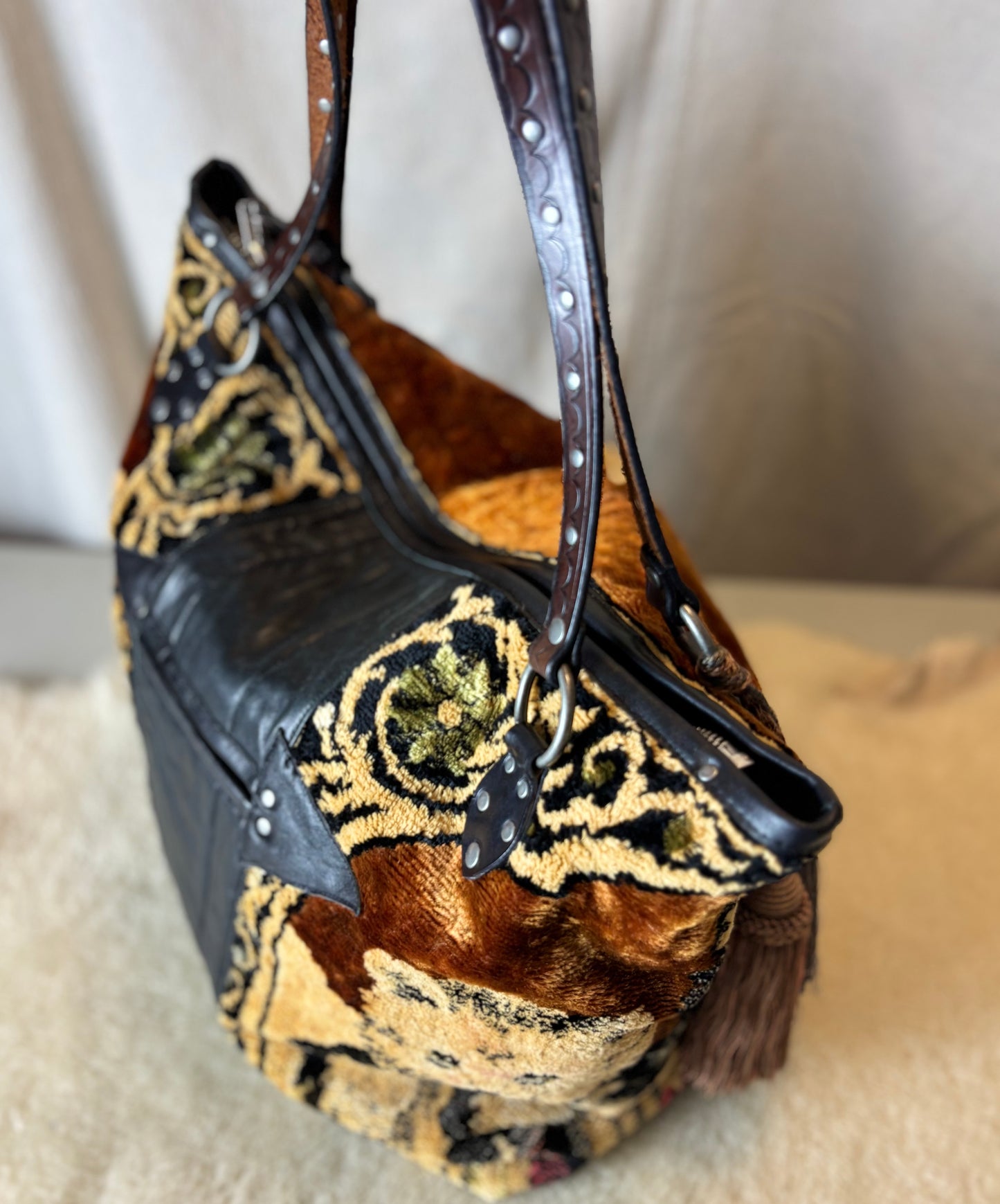 Vintage Velvet Kitty Bag