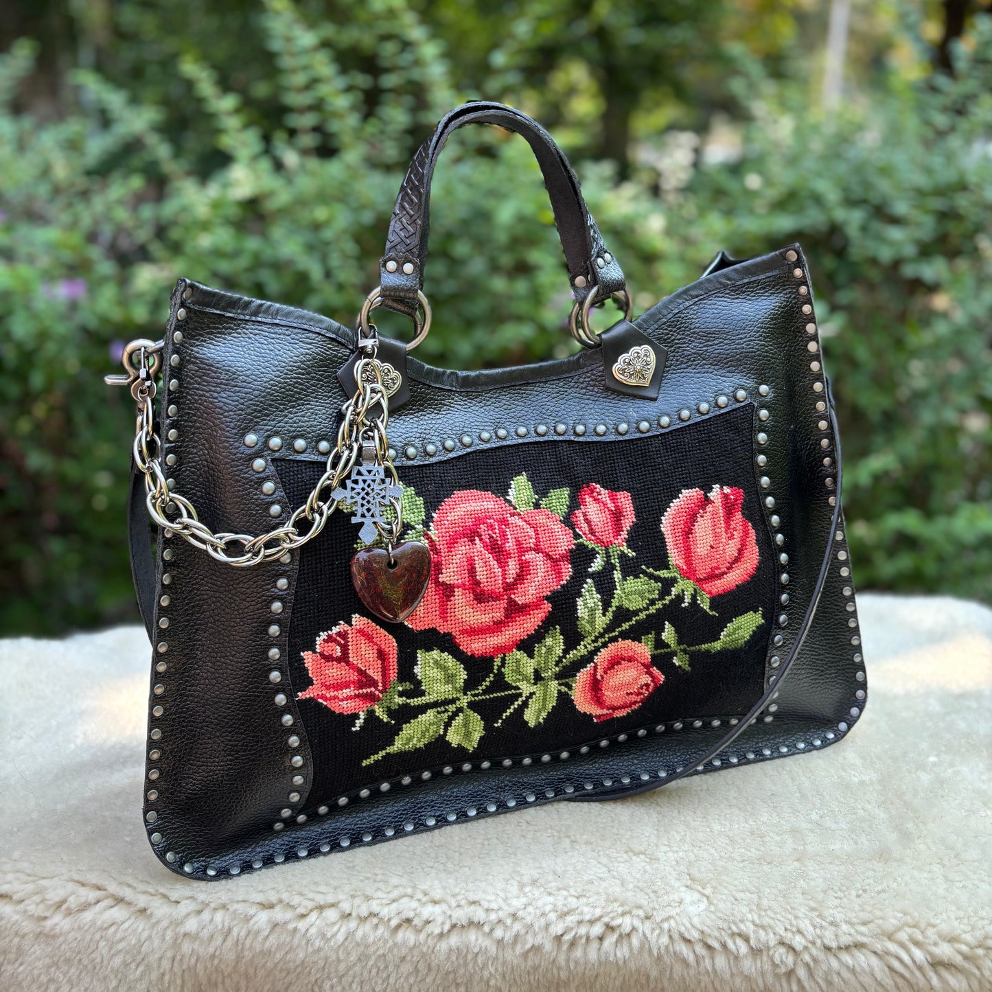 Needlepoint Rose Heirloom Bag in Black