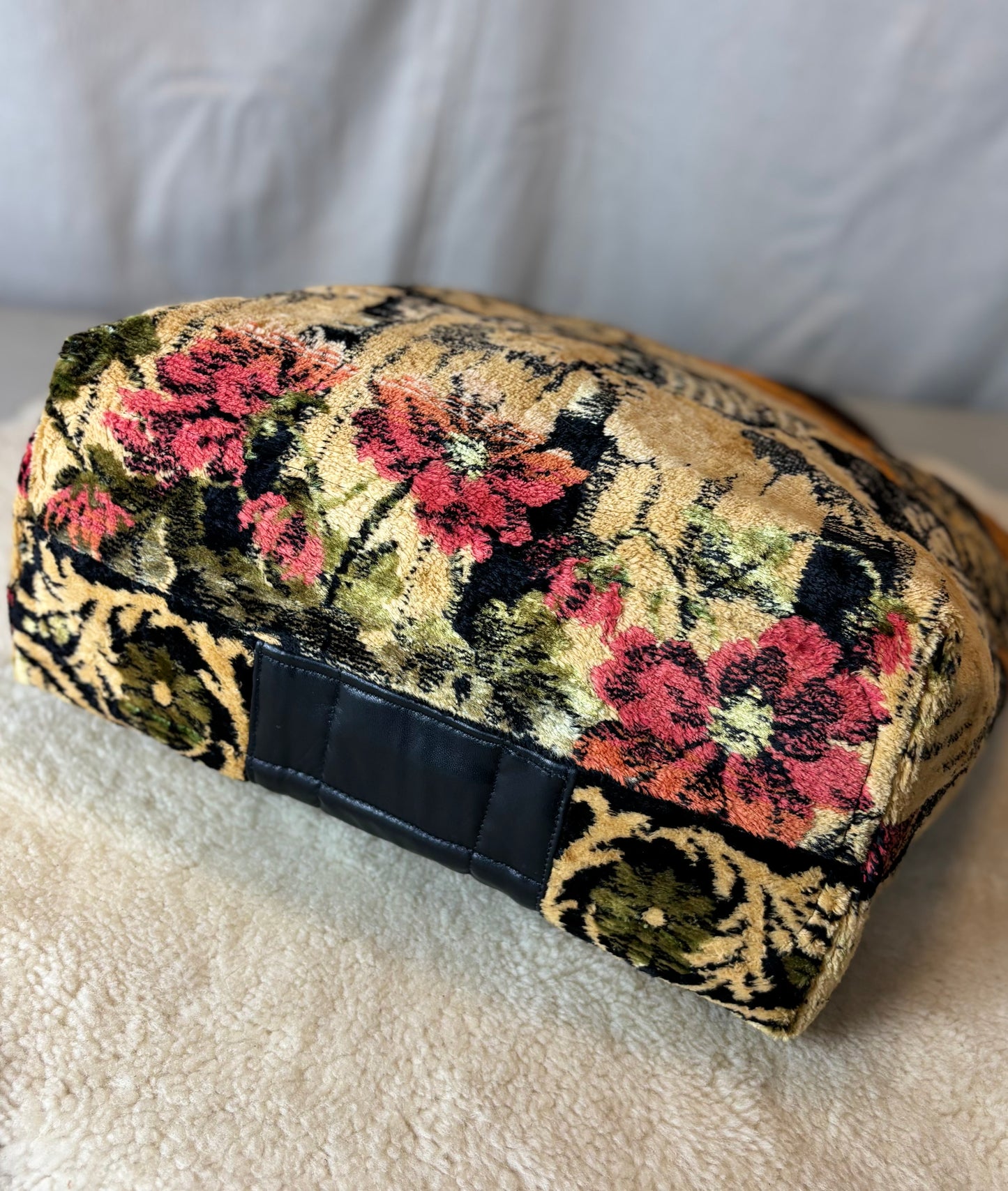 Vintage Velvet Kitty Bag
